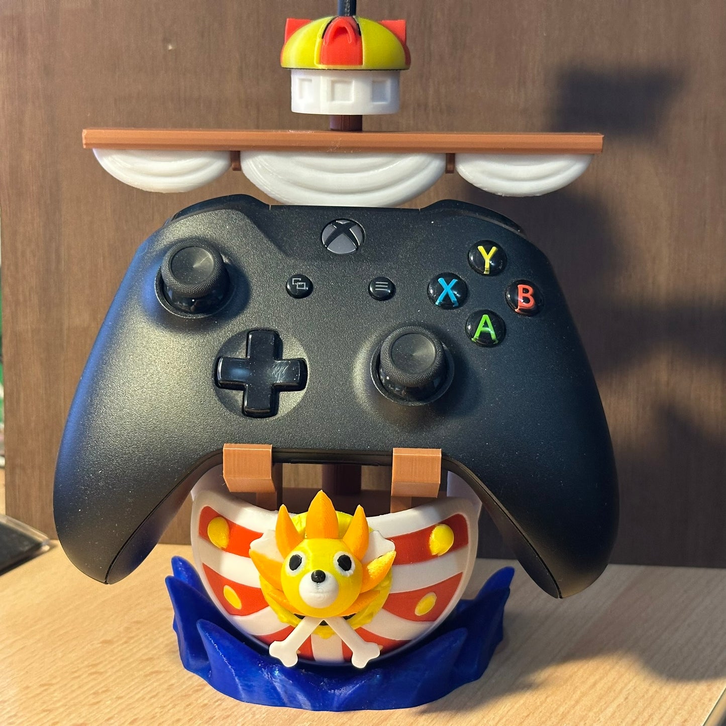 Support Manette One Piece Thousand Sunny – Accessoire Gamer