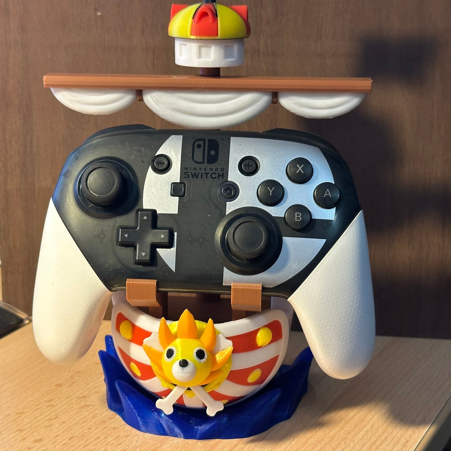 Support Manette One Piece Thousand Sunny – Accessoire Gamer