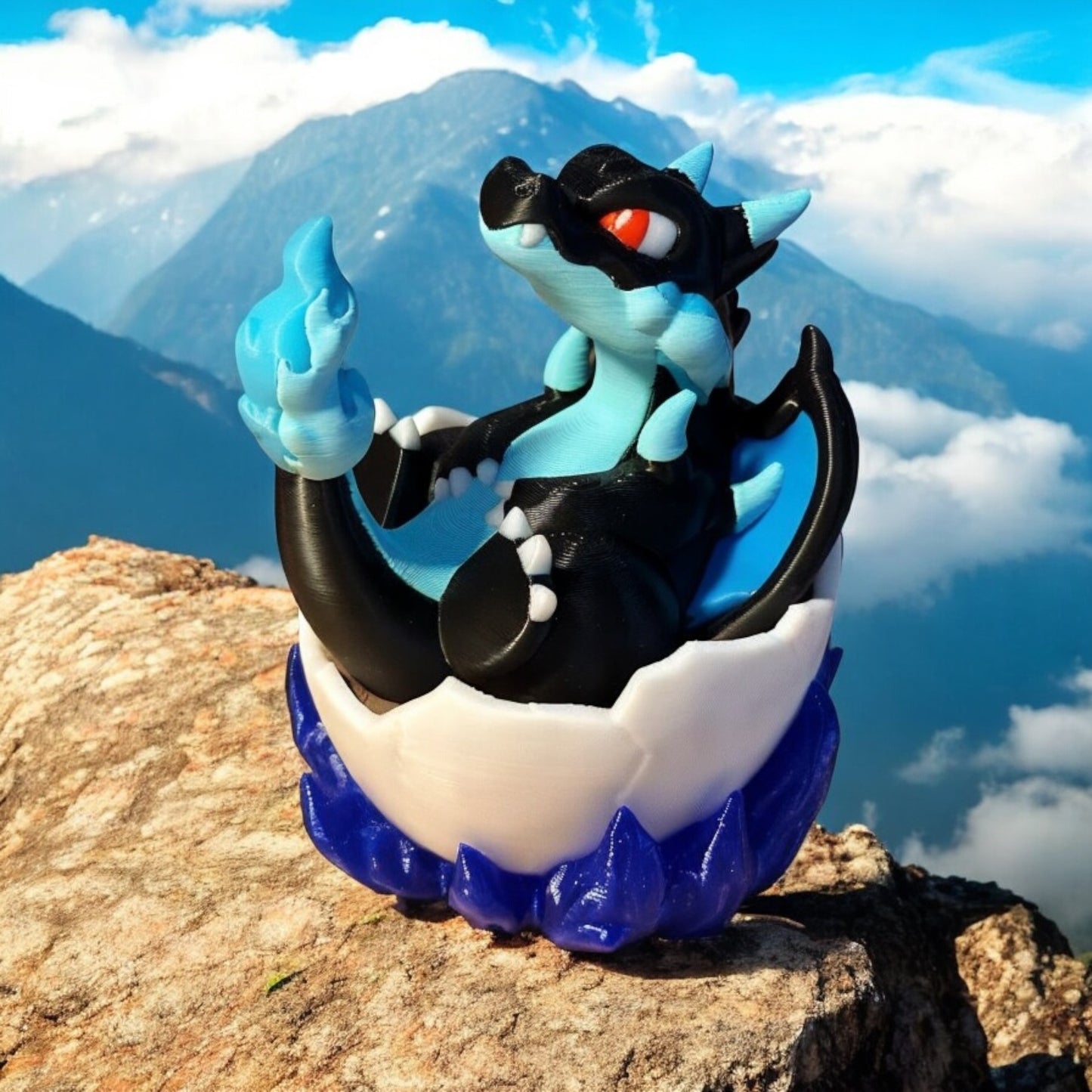 Figurine Dracaufeu dans son oeuf (de Pâques) - Édition Spéciale Pokémon