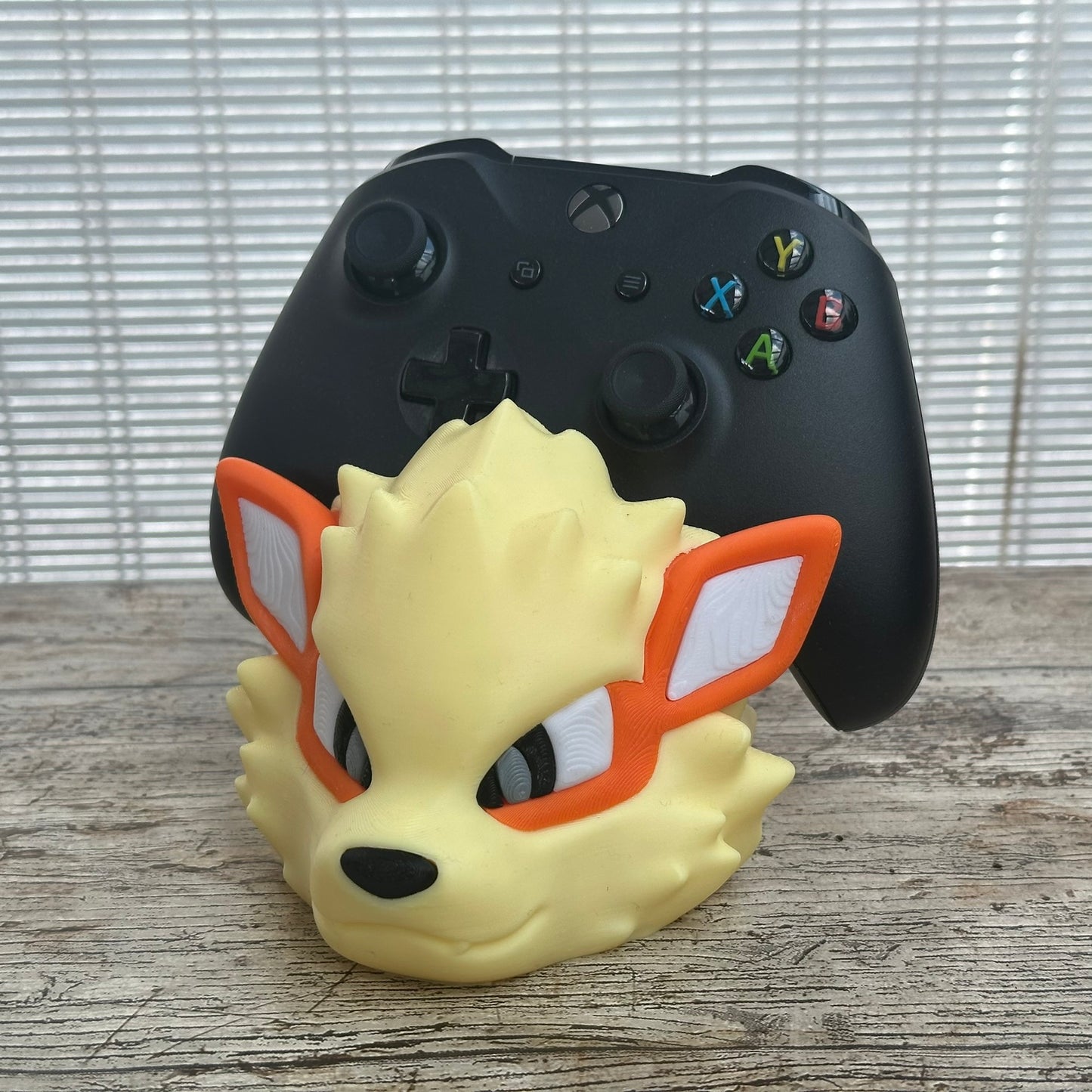 Pokémon Arcanine controller holder PS4, PS5, XBOX, Switch