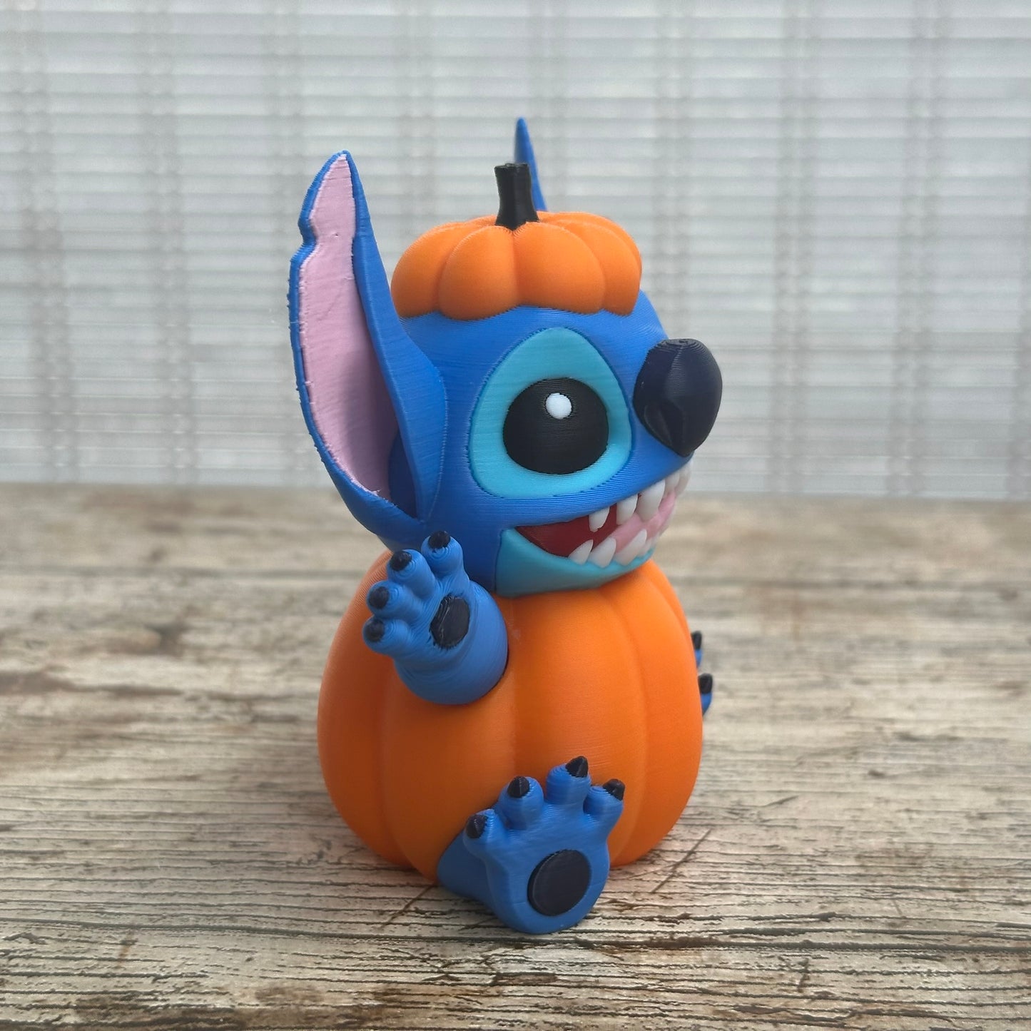 Figurine Stitch Citrouille d'Halloween