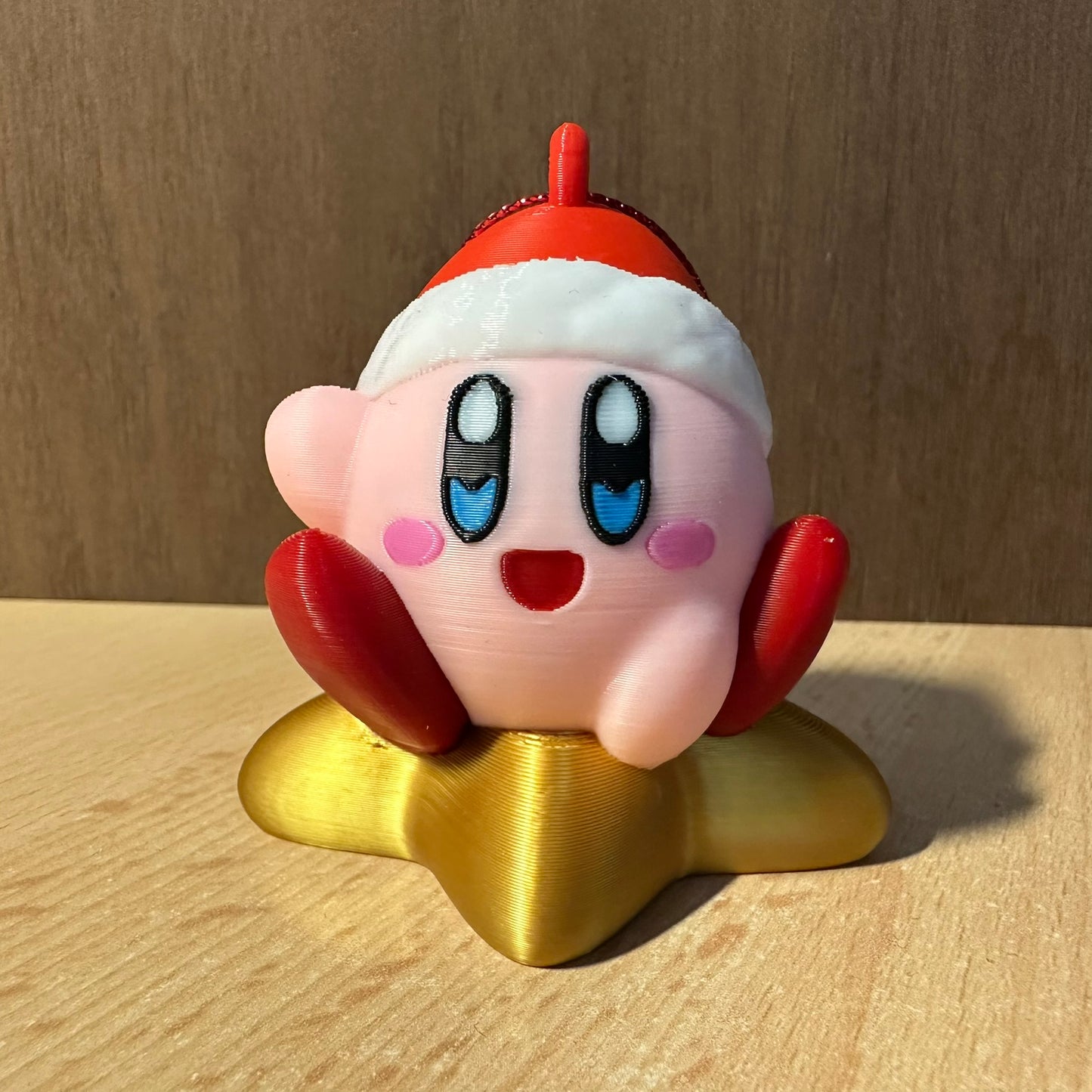 Boule de Noël Kirby sur son étoile