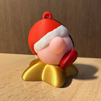 Boule de Noël Kirby sur son étoile