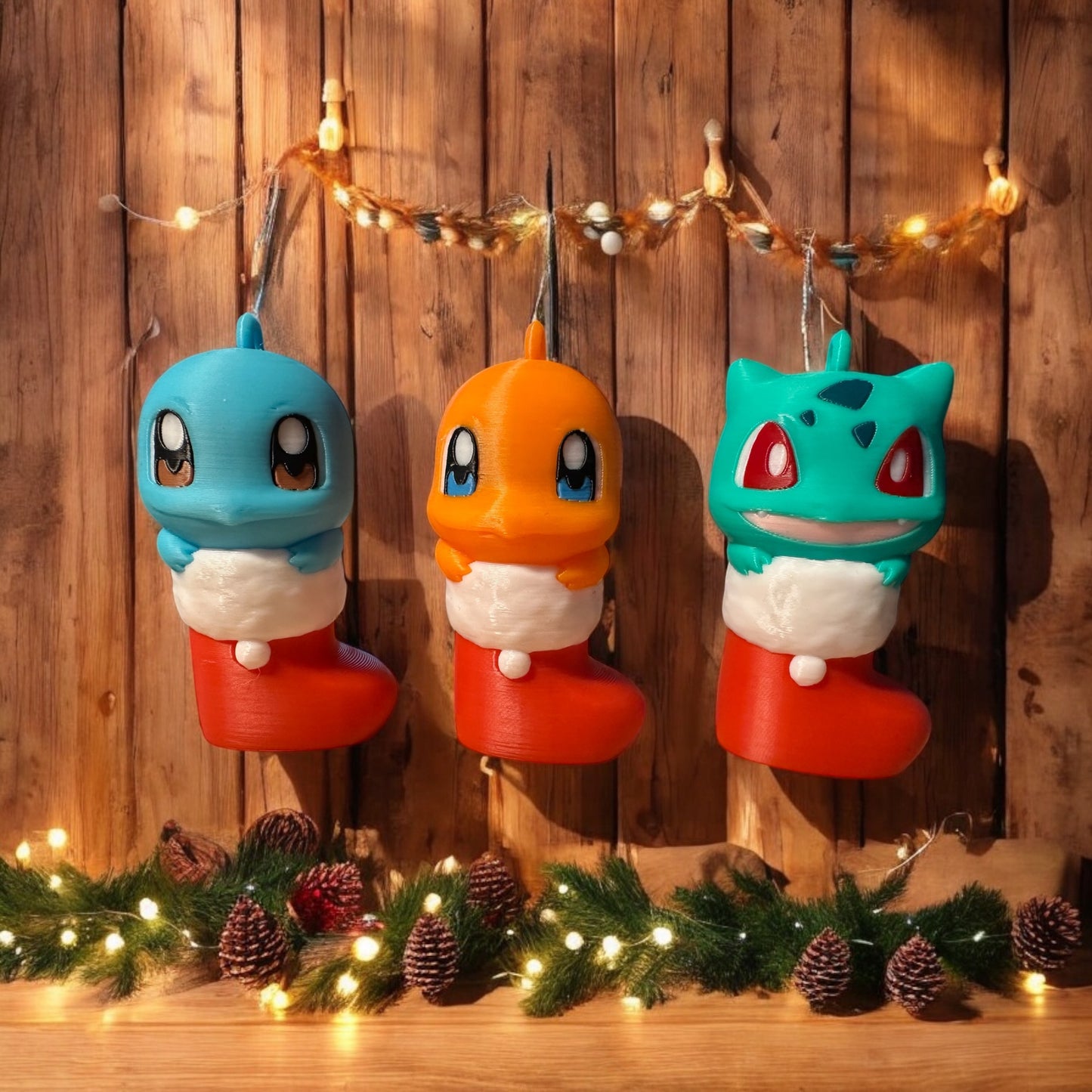 Boules Bottes de Noël Pokémon Evoli, Carapuce, Salamèche, Bulbizarre et Pikachu