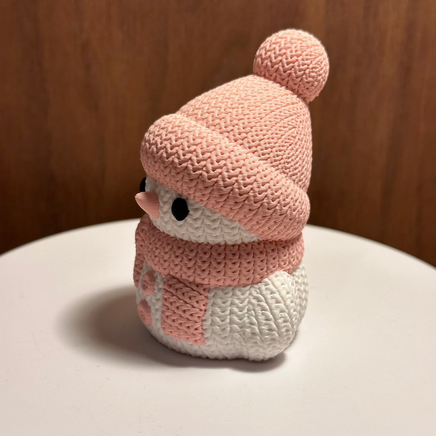 Bonhomme de neige rose et blanc – Décoration de Noël