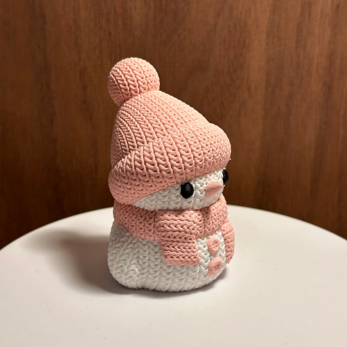 Bonhomme de neige rose et blanc – Décoration de Noël