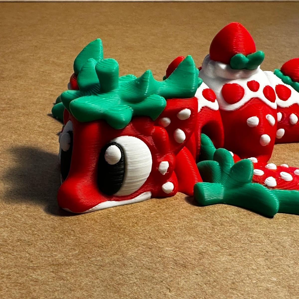 Fraisou – Dragon Fraise Œuf Articulé | Figurine Dragon