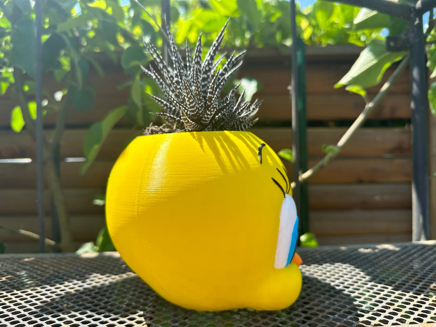 Cache-pot Titi (sans Grosminet) : Un Brin de Fantaisie pour vos Plantes