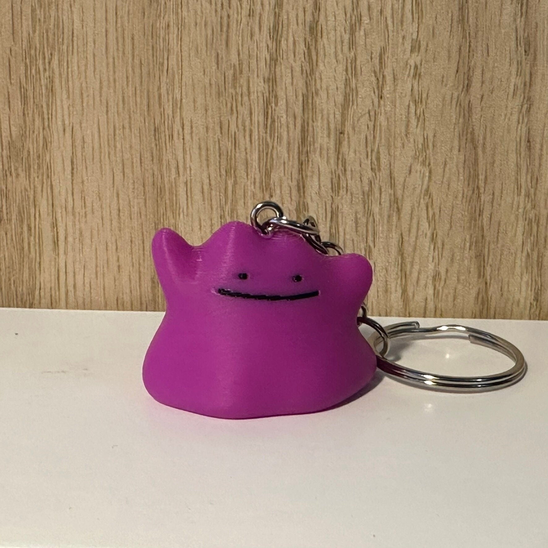 Porte-clés 3D Métamorph Pokémon, Pokémon Ditto Keychain